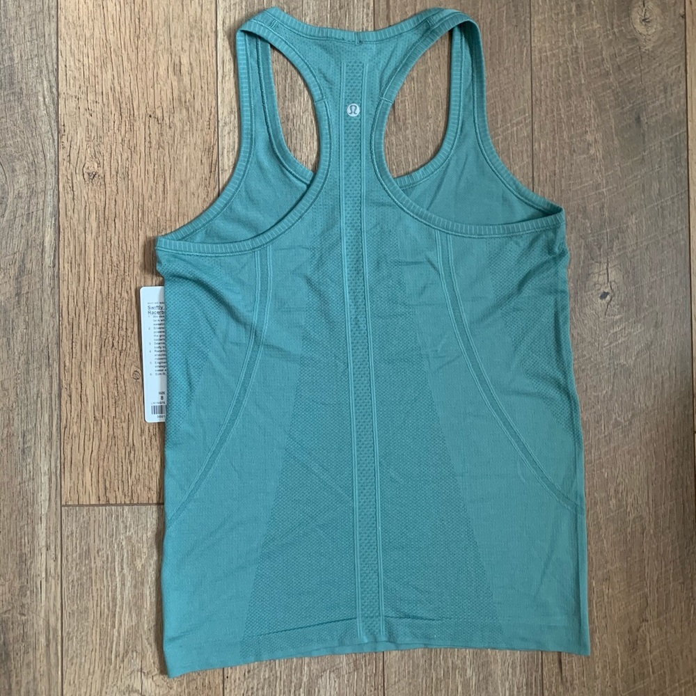 NWT Lululemon Swiftly Tech Racerback